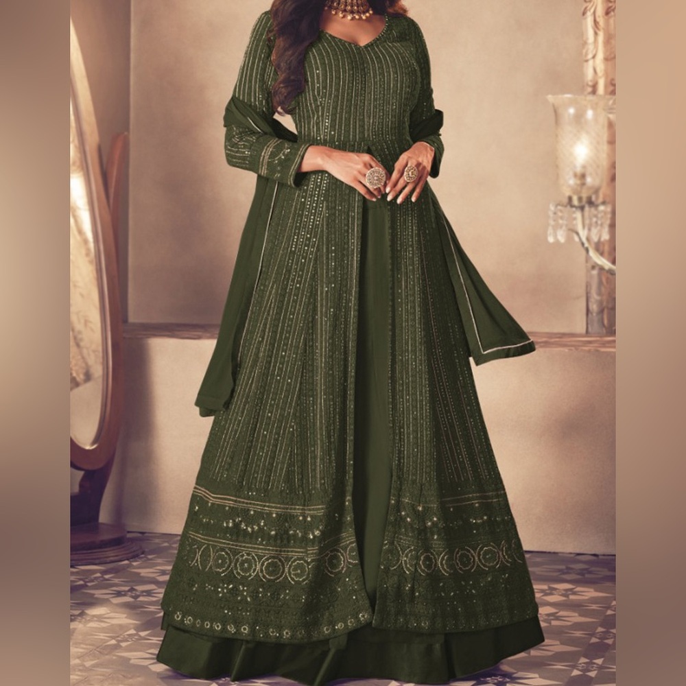 Elegant Green Women's Dress